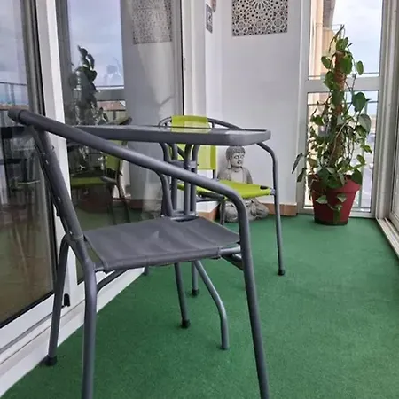 Moderne A Avec Vue Sur La Montagne 아파트